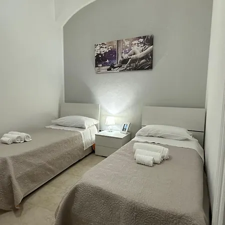 Apartment Vicoli Storici Rota Tropea