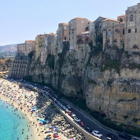 Vicoli Storici Rota Apartment Tropea