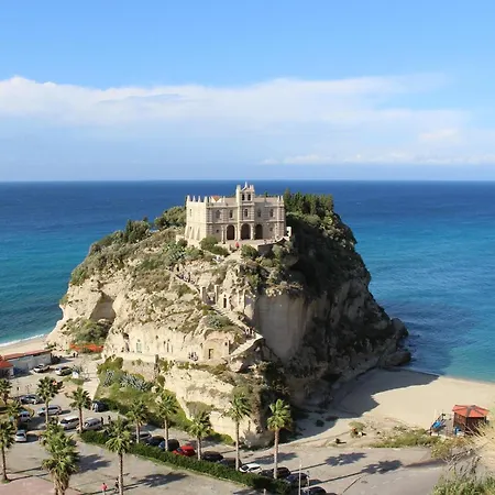 Apartment Vicoli Storici Rota Tropea