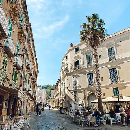 Vicoli Storici Rota * Tropea