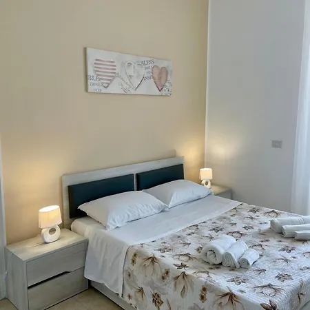 Lägenhet Vicoli Storici Rota Tropea